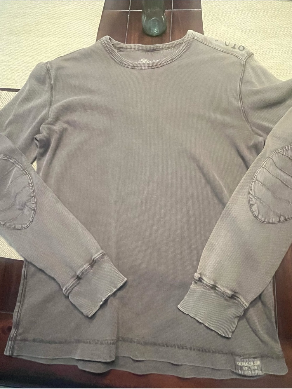 Calvin Klein Jeans Men's Long-Sleeve Crewneck Shirt - Gray